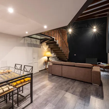 Apartment Charming Loft In Isola Milan